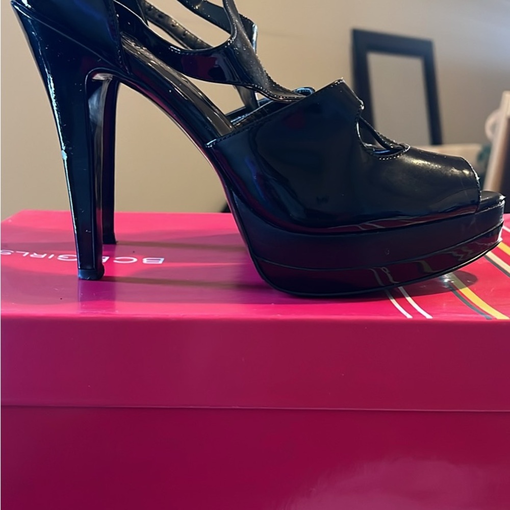 Black Patent LEATHER HEELS
